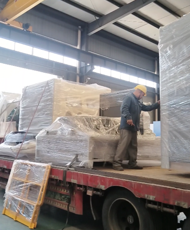 新疆喷砂机软管易破损？选择与保养技巧